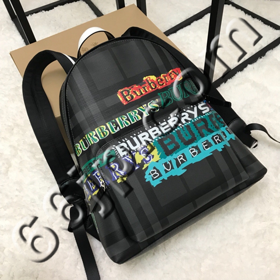 バーバリーバッグ背面デザイン
